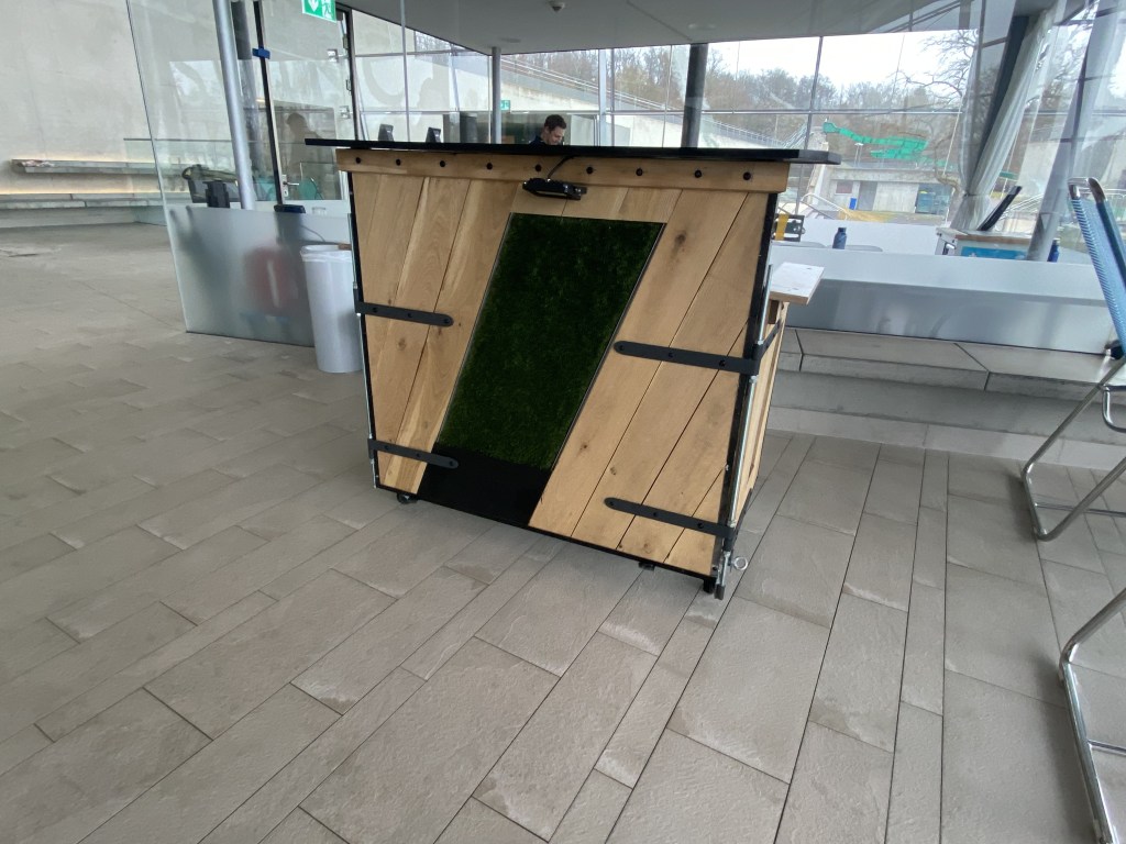 mietbar-VS Saloon Theke Mieten Jägermeister Villingen Schwenningen Event Verleih