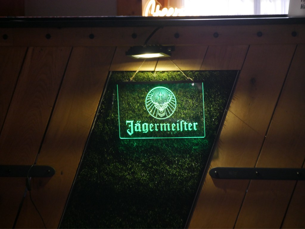 mietbar-VS Saloon Theke Mieten Jägermeister Villingen Schwenningen Event Verleih